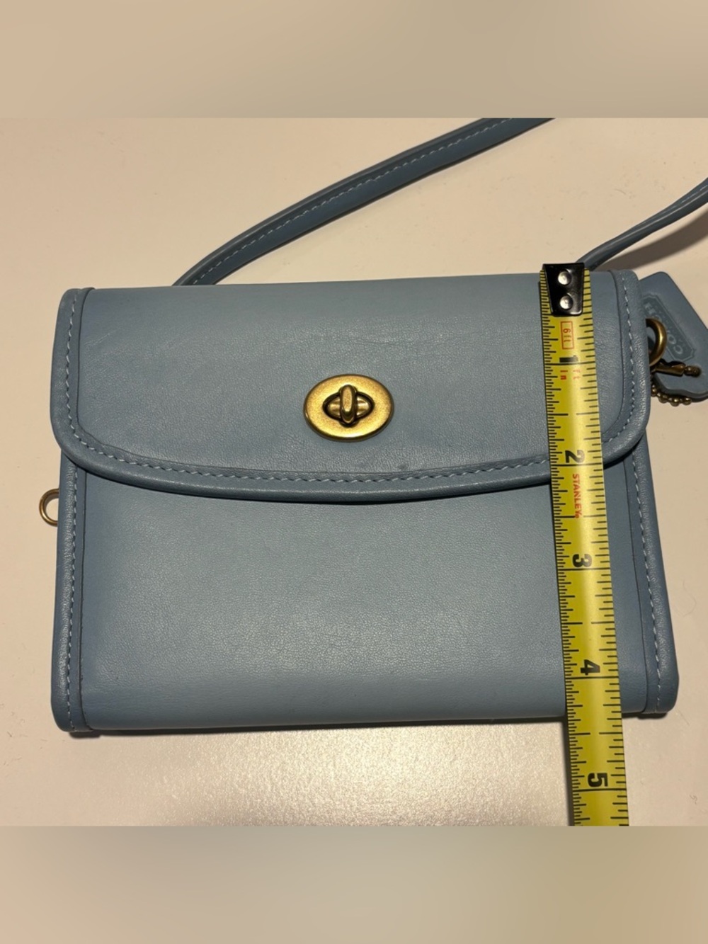 Coach Kip Light Blue Leather Turnlock Crossbody Wallet - Picture 9 of 9